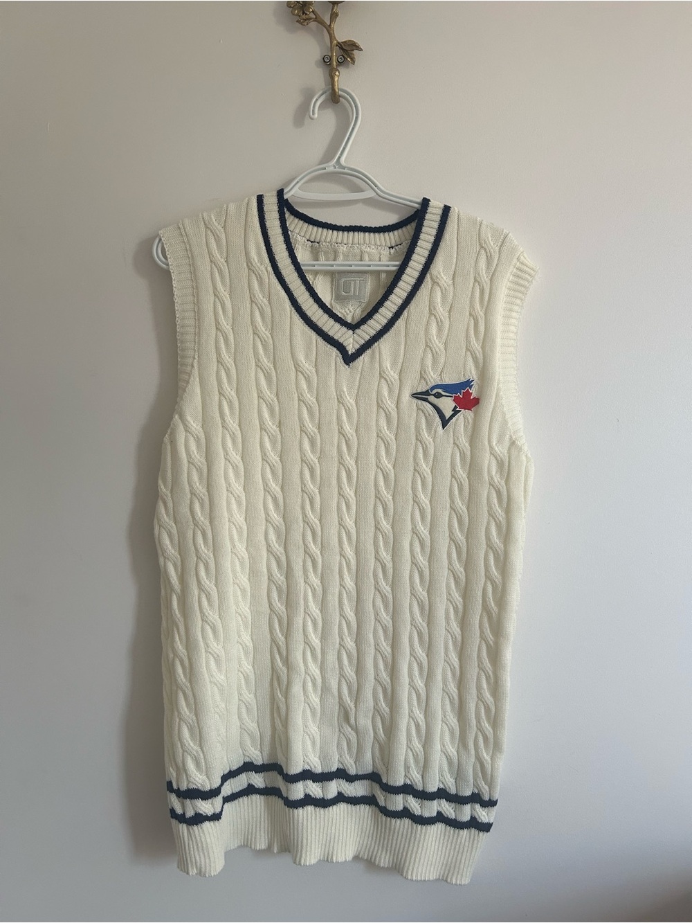 BLUE JAYS CRICKET SWEATER VEST GIVEAWAY PRESENTED BY TD